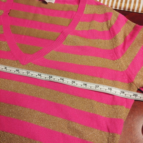 New York & Co. Striped V-neck Sweater Size Large - Picture 10 of 10